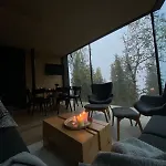 Arctic Skyline * بوداسجارفي